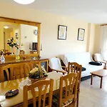 Appartement Charming In With Shared Pool