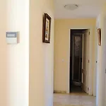 Charming In With Shared Pool Apartment
