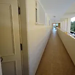 Charming In With Shared Pool Apartment