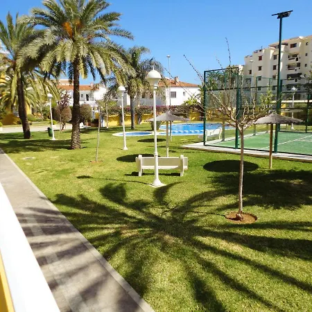 Charming In With Shared Pool Appartement