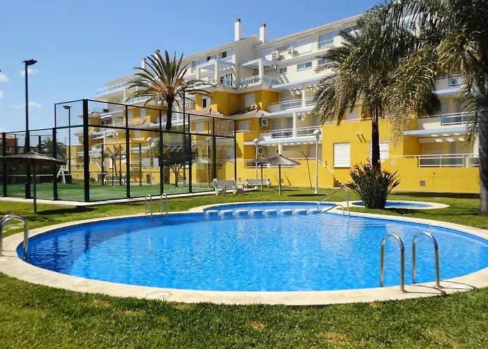 Charming In With Shared Pool * Денія